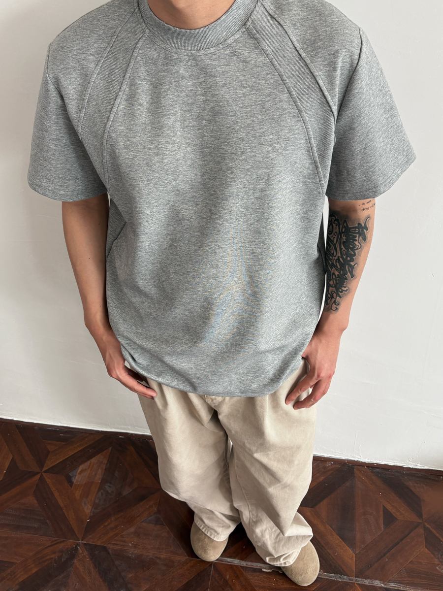 Men's Structured Short Sleeve T-Shirt in 300g Spandex Space Cotton, Wrinkle-Resistant Boxy Fit for Casual Y2K Style Men's Structured Short Sleeve T-Shirt in 300g Spandex Space Cotton, Wrinkle-Resistant Boxy Fit for Casual Y2K Style