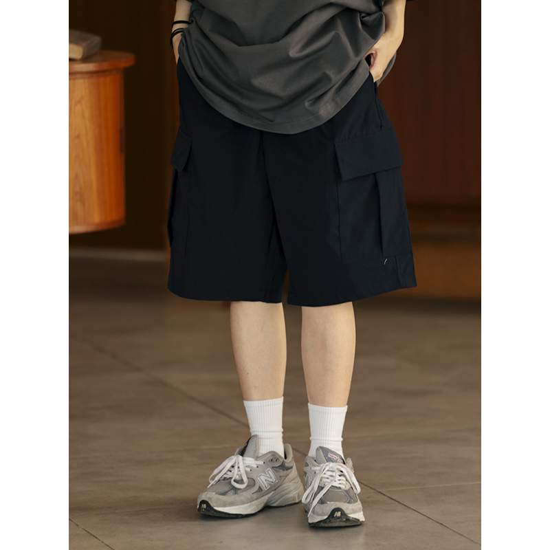 Men's Summer Loose Minimalist Straight-Leg Work Shorts, Slightly Stretchy, Wrinkle-Free Japanese Style Five-Point Shorts Men's Summer Loose Minimalist Straight-Leg Work Shorts, Slightly Stretchy, Wrinkle-Free Japanese Style Five-Point Shorts