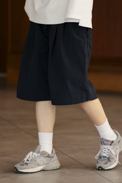 Men's Summer Solid Color Minimalist Loose Shorts - Casual Trendy Five-Point Work Pants for a Stylish Look