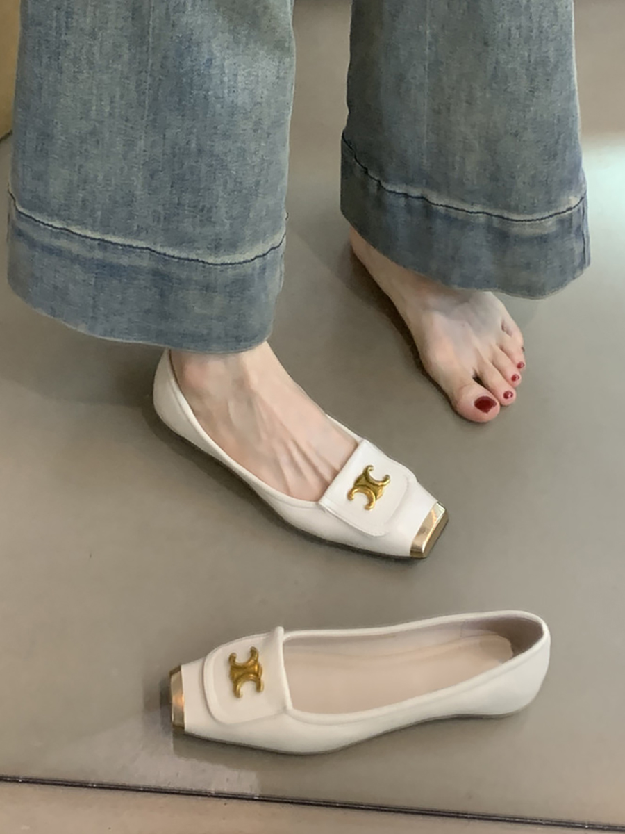 Metallic Square-Toe Sheepskin Mary Jane Shoes for Women - Elegant Flat Evening Footwear with Internal Height Increase Metallic Square-Toe Sheepskin Mary Jane Shoes for Women - Elegant Flat Evening Footwear with Internal Height Increase