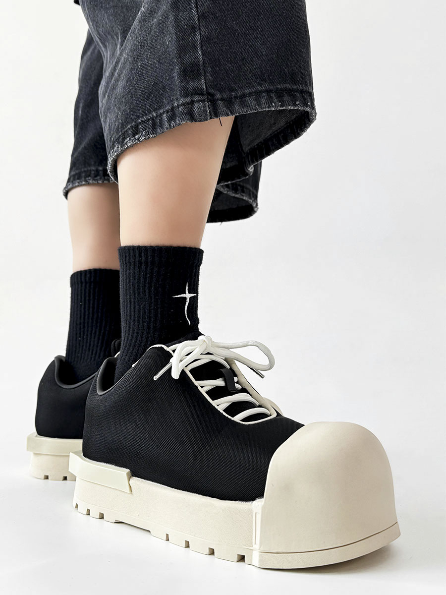 Mickey Mouse Big Head Canvas Shoes for Men and Women, Round Toe Cute Thick-Soled Sports Dad Shoes, Trendy Bread Shell Design Mickey Mouse Big Head Canvas Shoes for Men and Women, Round Toe Cute Thick-Soled Sports Dad Shoes, Trendy Bread Shell Design