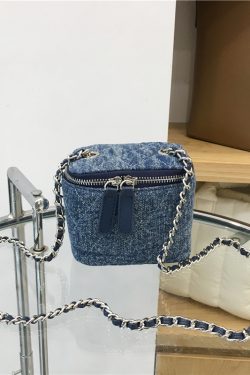 Mini Bag with Lipstick Box Design - 2022 Small Diamond Quilted Chain Strap in Chic Fashion Style