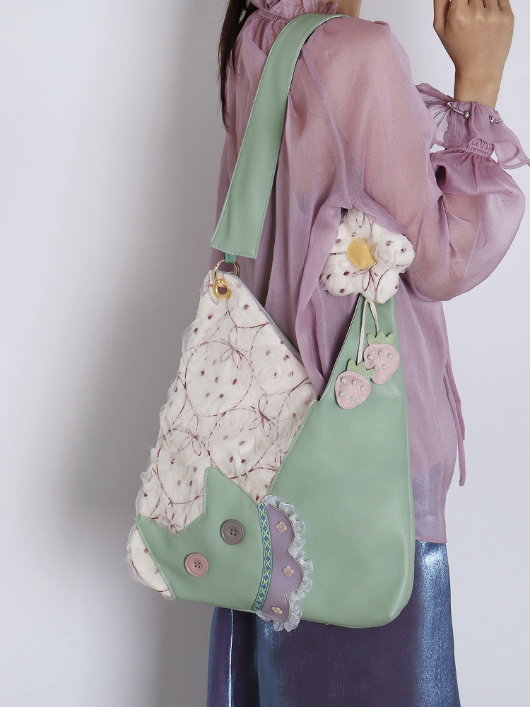 Mini Cute Chiffon Strawberry Crossbody Bag for Spring Summer - Adorable Cat Underarm Style Bag Mini Cute Chiffon Strawberry Crossbody Bag for Spring Summer - Adorable Cat Underarm Style Bag