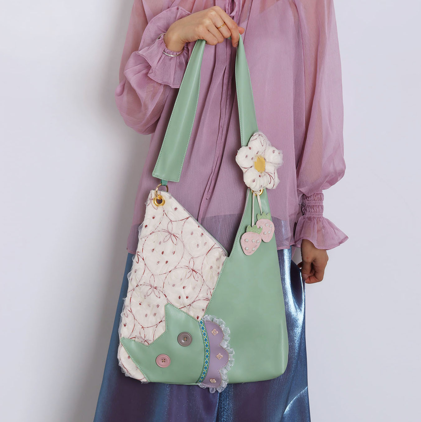 Mini Cute Chiffon Strawberry Crossbody Bag for Spring Summer - Adorable Cat Underarm Style Bag Mini Cute Chiffon Strawberry Crossbody Bag for Spring Summer - Adorable Cat Underarm Style Bag