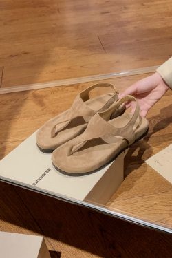 Minimalist Herringbone Sheepskin Thong Sandals for Women - Retro Flat Flip-Flops for Summer Vacation