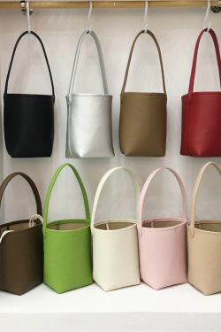 Minimalist Korean Style Tote Underarm Bag - Spring/Summer 2023 Shoulder Bucket Bag for Everyday Use