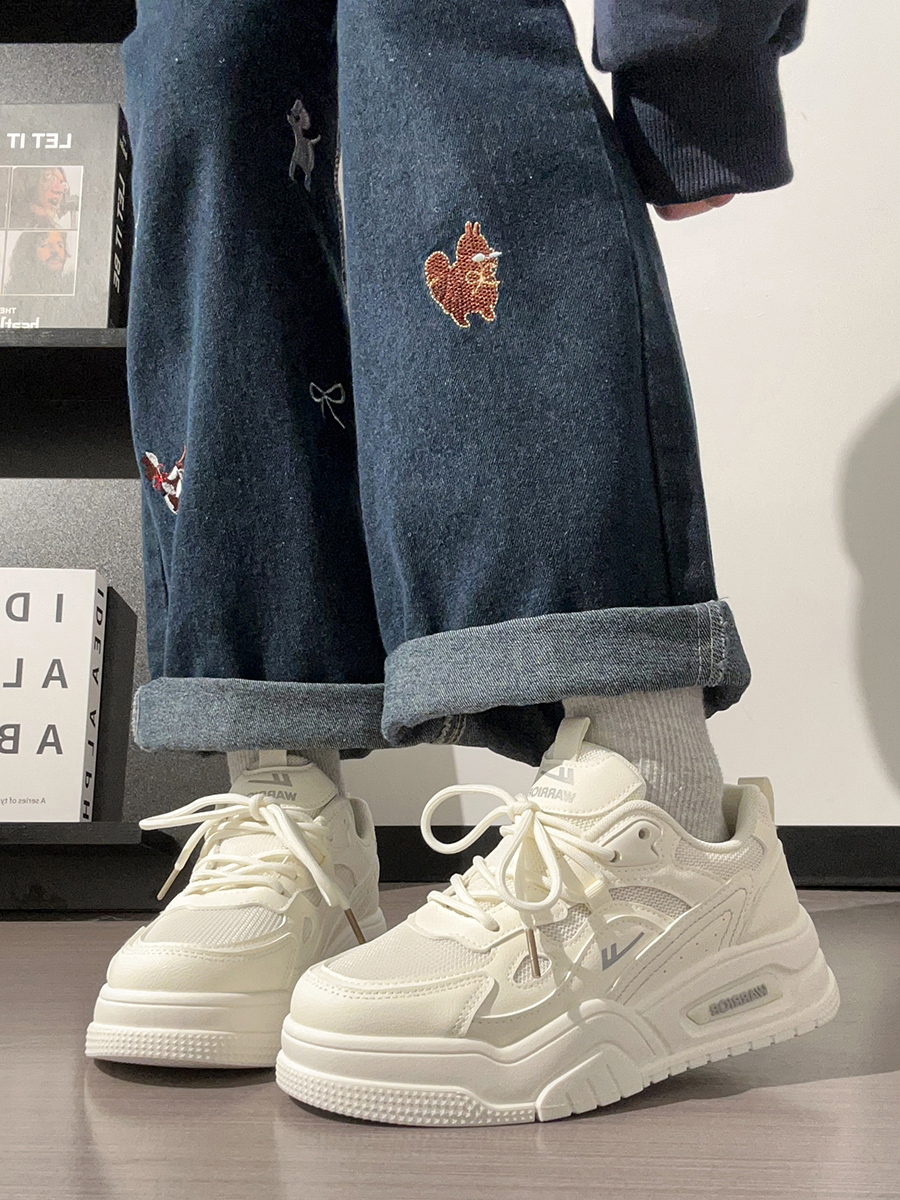 Minimalist Mesh Breathable Little White Sneakers for Women - 2025 Summer Sports Shoes with Niche Design Minimalist Mesh Breathable Little White Sneakers for Women - 2025 Summer Sports Shoes with Niche Design