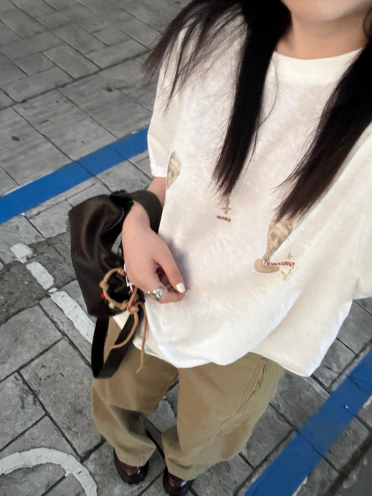 Minimalist Retro Image Printed Sun Protection Cover-Up Loose Casual Short-Sleeve T-Shirt for Women - Korean Style Minimalist Retro Image Printed Sun Protection Cover-Up Loose Casual Short-Sleeve T-Shirt for Women - Korean Style