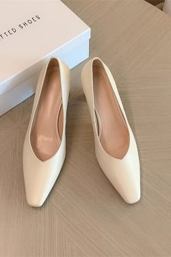 Minimalist Square-Toe V-Cut Chunky Heel Flats | Soft-Soled Elegant Grandma Shoes for Chic Style