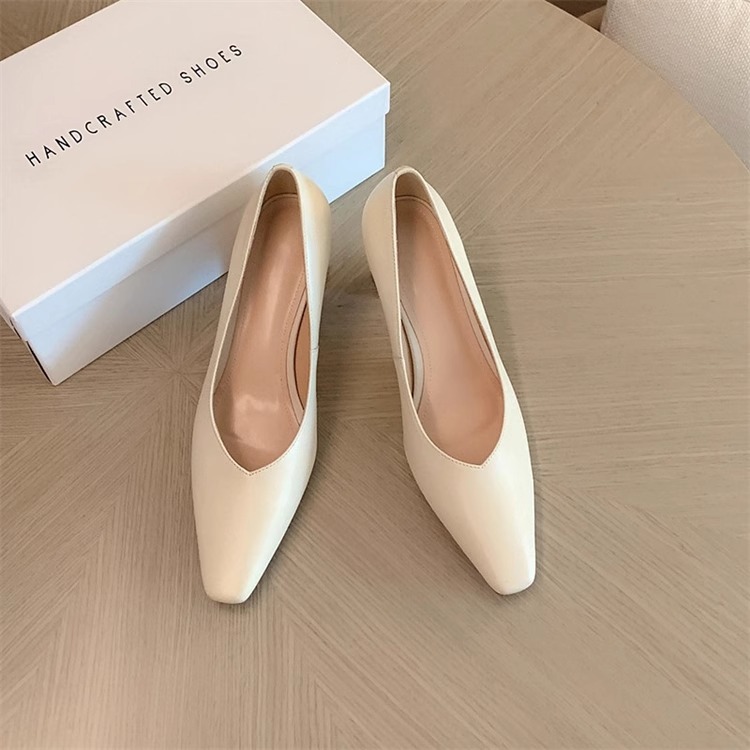 Minimalist Square-Toe V-Cut Chunky Heel Flats | Soft-Soled Elegant Grandma Shoes for Chic Style Minimalist Square-Toe V-Cut Chunky Heel Flats | Soft-Soled Elegant Grandma Shoes for Chic Style