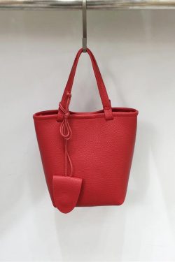 Minimalist Versatile Bucket Bag in Lychee Texture - Small Dirty Cabinet Niche Shoulder Crossbody Handbag for Everyday Use