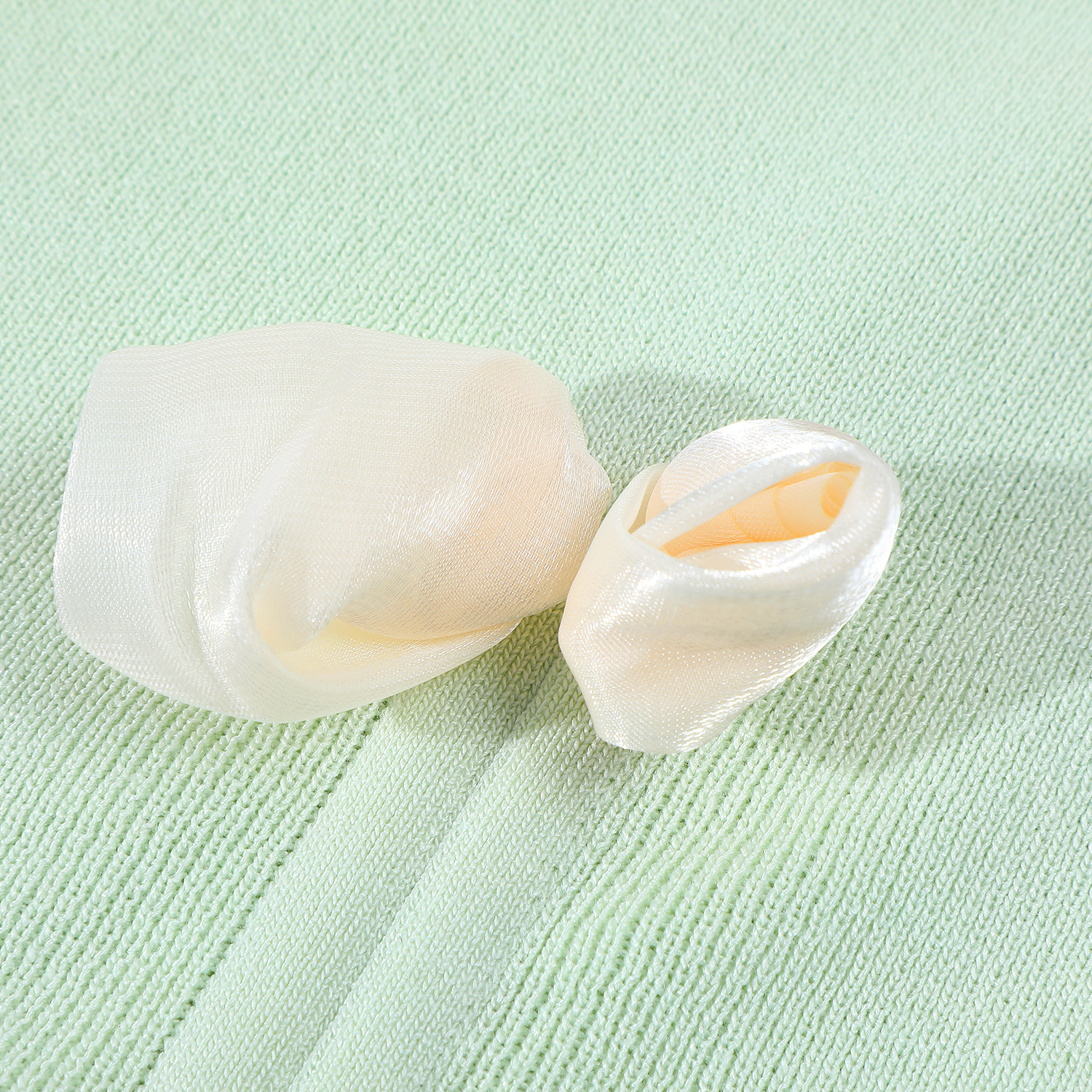 Mint Green Short Sleeve Top for Women, Summer Floral Design with Drawstring, 3D Flower Knitted Blouse, Trendy Korean Style. Mint Green Short Sleeve Top for Women, Summer Floral Design with Drawstring, 3D Flower Knitted Blouse, Trendy Korean Style.