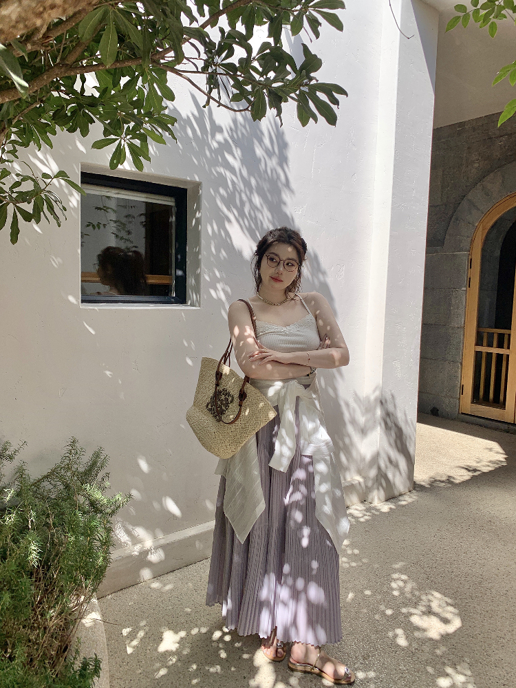 Misty Purple Plus Size Mid-Length Loose Draped Skirt - Flowing White Umbrella Design for Effortless Style Misty Purple Plus Size Mid-Length Loose Draped Skirt - Flowing White Umbrella Design for Effortless Style