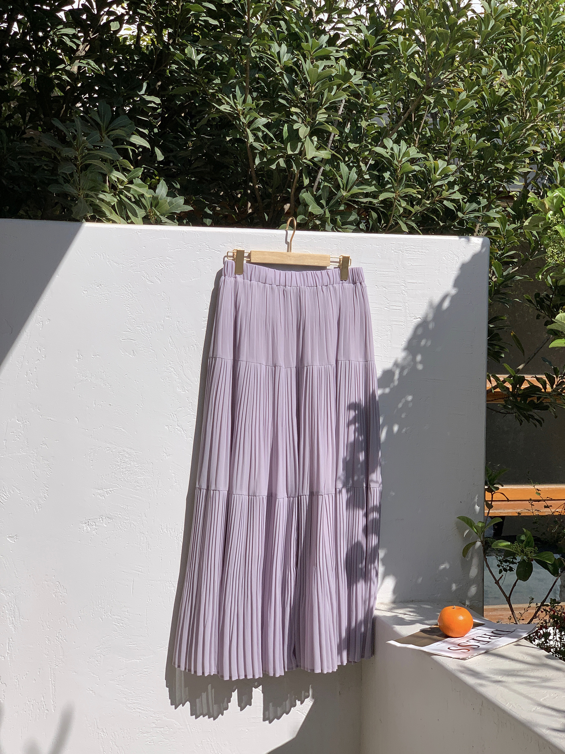 Misty Purple Plus Size Mid-Length Loose Draped Skirt - Flowing White Umbrella Design for Effortless Style Misty Purple Plus Size Mid-Length Loose Draped Skirt - Flowing White Umbrella Design for Effortless Style