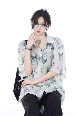 National Style Butterfly Embroidery Short Sleeve Shirt for Women, Loose Thin Summer Top, Design-Sensitive Fashion, Boho Chic