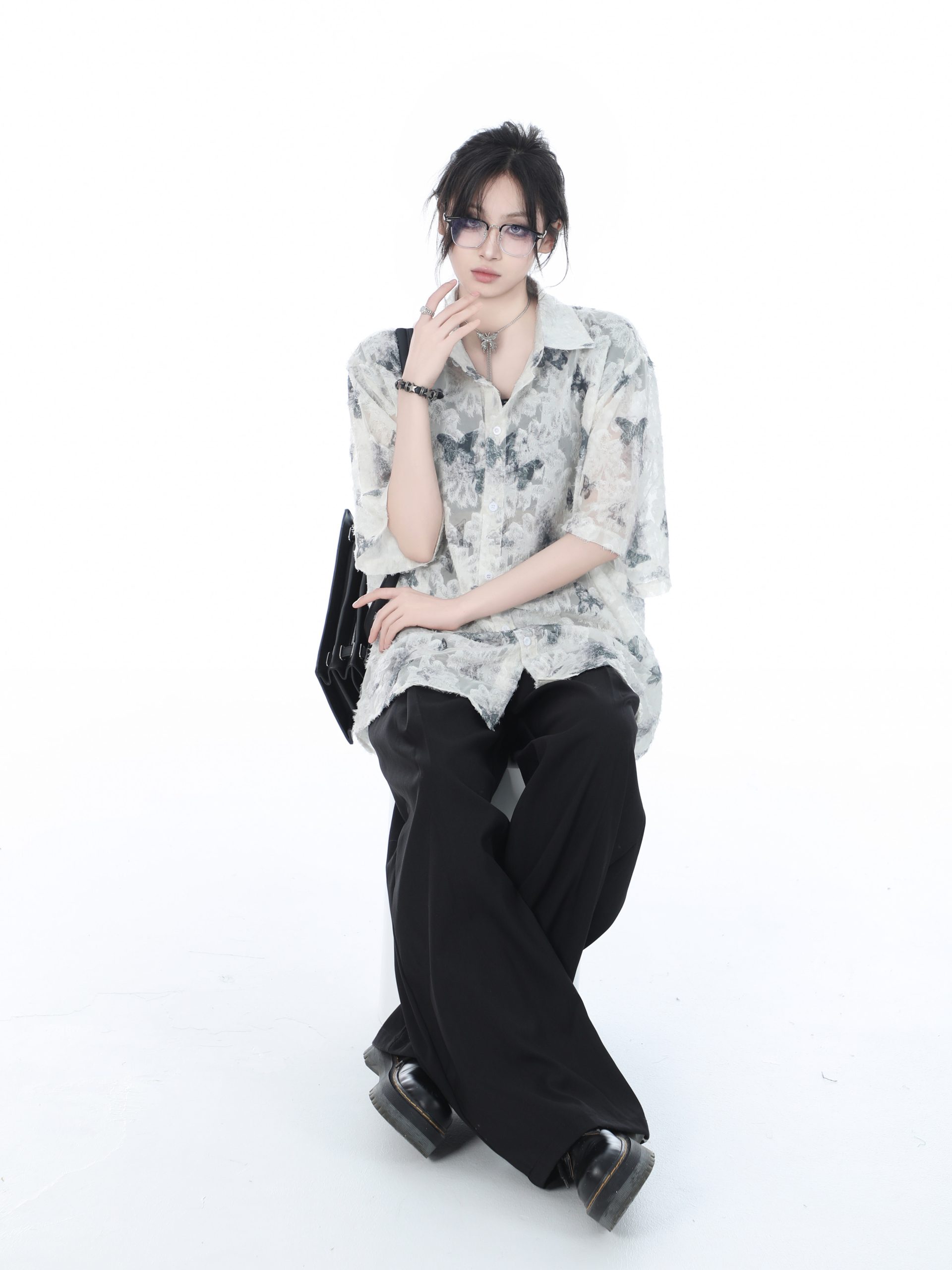 National Style Butterfly Embroidery Short Sleeve Shirt for Women, Loose Thin Summer Top, Design-Sensitive Fashion, Boho Chic National Style Butterfly Embroidery Short Sleeve Shirt for Women, Loose Thin Summer Top, Design-Sensitive Fashion, Boho Chic