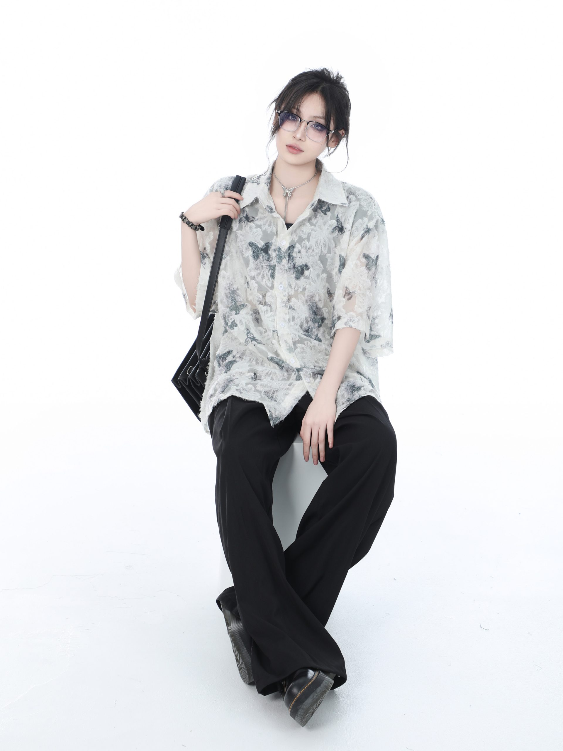 National Style Butterfly Embroidery Short Sleeve Shirt for Women, Loose Thin Summer Top, Design-Sensitive Fashion, Boho Chic National Style Butterfly Embroidery Short Sleeve Shirt for Women, Loose Thin Summer Top, Design-Sensitive Fashion, Boho Chic