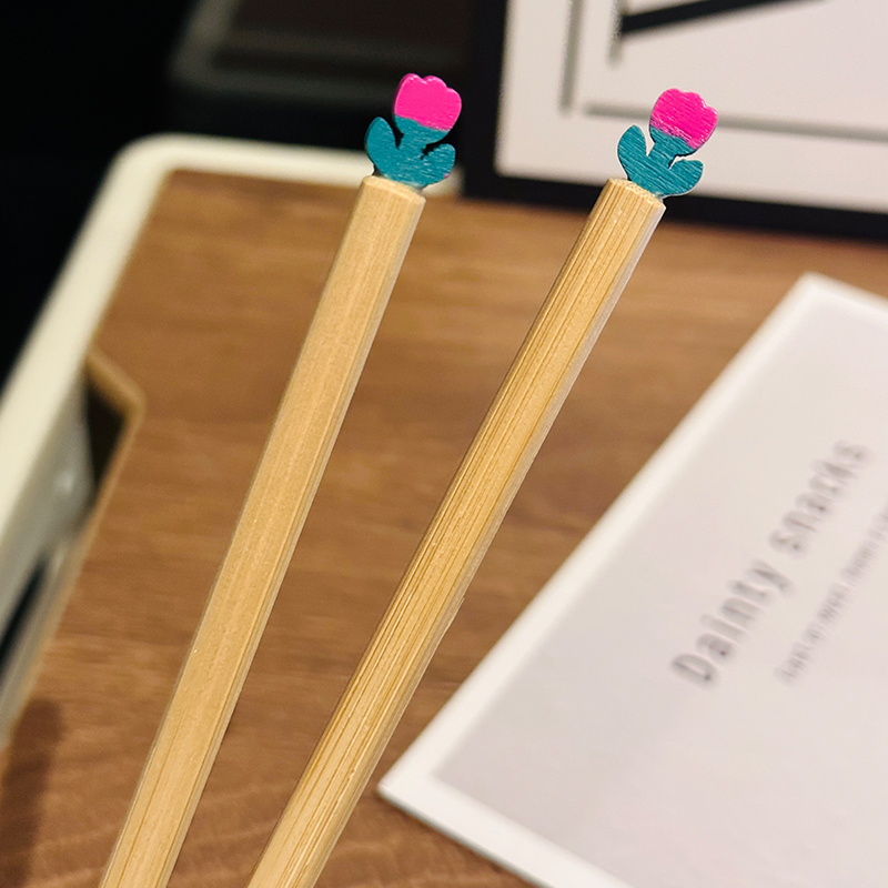 Natural Bamboo Tulip Chopsticks for One, Unpainted Non-Slip Design, Eco-Friendly Chinese Tableware, Anti-Mold Kitchen Utensils Natural Bamboo Tulip Chopsticks for One, Unpainted Non-Slip Design, Eco-Friendly Chinese Tableware, Anti-Mold Kitchen Utensils