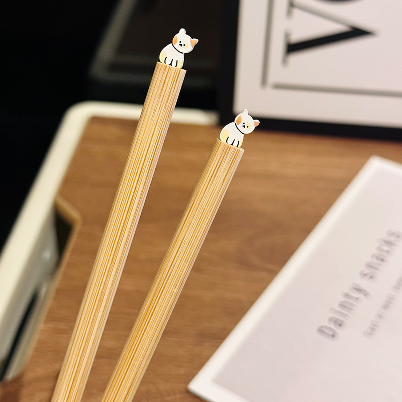 Natural Bamboo Tulip Chopsticks for One, Unpainted Non-Slip Design, Eco-Friendly Chinese Tableware, Anti-Mold Kitchen Utensils Natural Bamboo Tulip Chopsticks for One, Unpainted Non-Slip Design, Eco-Friendly Chinese Tableware, Anti-Mold Kitchen Utensils