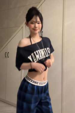 Navy Blue Off-Shoulder T-Shirt for Women, American Retro Summer Letter Print, Sexy Short Sleeves, Loose Slimming Style