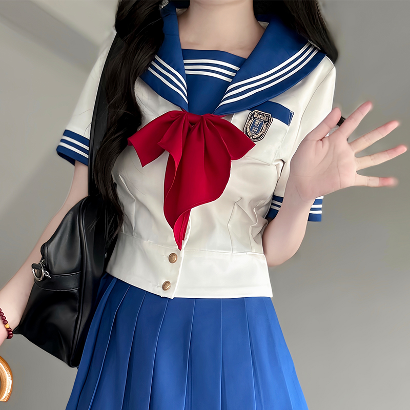 Navy Collar Sailor Suit Set - Japanese JK Uniform with Waist-Defined Short Sleeves - College Style Pudding Bear Design for Students Navy Collar Sailor Suit Set - Japanese JK Uniform with Waist-Defined Short Sleeves - College Style Pudding Bear Design for Students