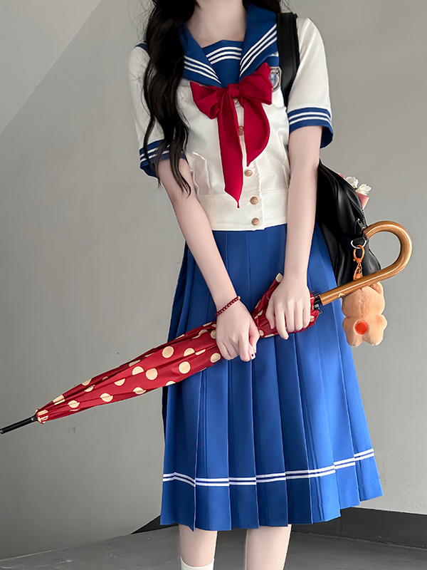 Navy Collar Sailor Suit Set - Japanese JK Uniform with Waist-Defined Short Sleeves - College Style Pudding Bear Design for Students Navy Collar Sailor Suit Set - Japanese JK Uniform with Waist-Defined Short Sleeves - College Style Pudding Bear Design for Students