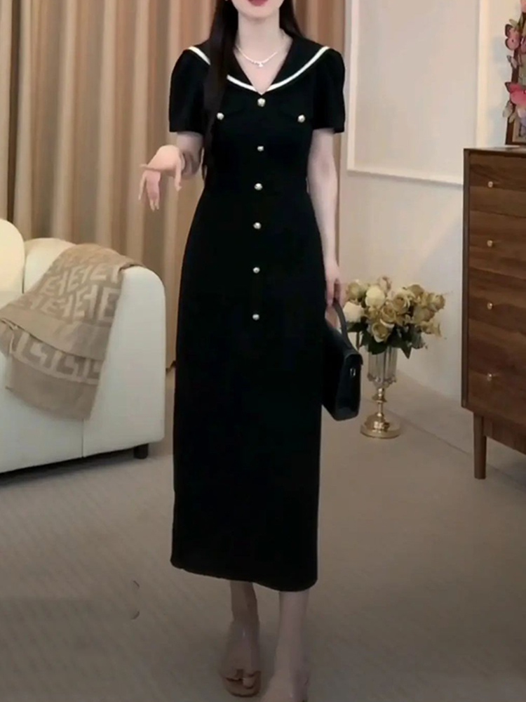 Navy Collar Short Sleeve Plus-Size Dress for Curvy Figures - Trendy Summer Style, Flattering Fit, Elegant Black Dress Navy Collar Short Sleeve Plus-Size Dress for Curvy Figures - Trendy Summer Style, Flattering Fit, Elegant Black Dress