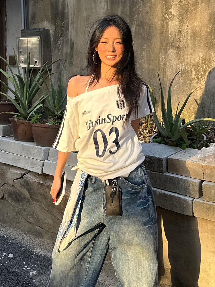 Off-Shoulder Color-Blocking T-Shirt for Women - Spicy Girl Summer Top with Letter Print and Woven Strap, Y2K Loose Fit Style Off-Shoulder Color-Blocking T-Shirt for Women - Spicy Girl Summer Top with Letter Print and Woven Strap, Y2K Loose Fit Style