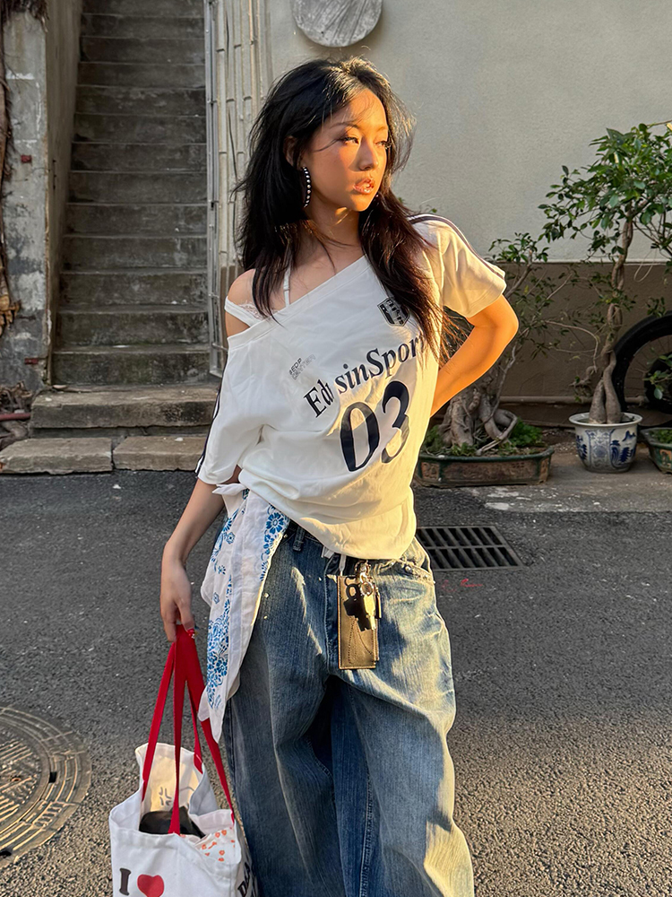 Off-Shoulder Color-Blocking T-Shirt for Women - Spicy Girl Summer Top with Letter Print and Woven Strap, Y2K Loose Fit Style Off-Shoulder Color-Blocking T-Shirt for Women - Spicy Girl Summer Top with Letter Print and Woven Strap, Y2K Loose Fit Style