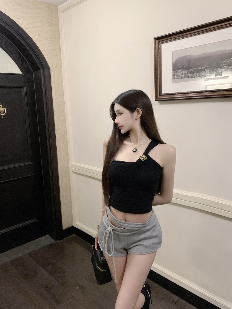 Off-Shoulder Knitted Tank Top for Women, Sexy Strapless Design, Luna Lona Style, Y2K Fashion, Trendy Summer Wear Off-Shoulder Knitted Tank Top for Women, Sexy Strapless Design, Luna Lona Style, Y2K Fashion, Trendy Summer Wear