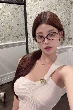 Off-Shoulder Knitted Tank Top for Women, Sexy Strapless Design, Luna Lona Style, Y2K Fashion, Trendy Summer Wear