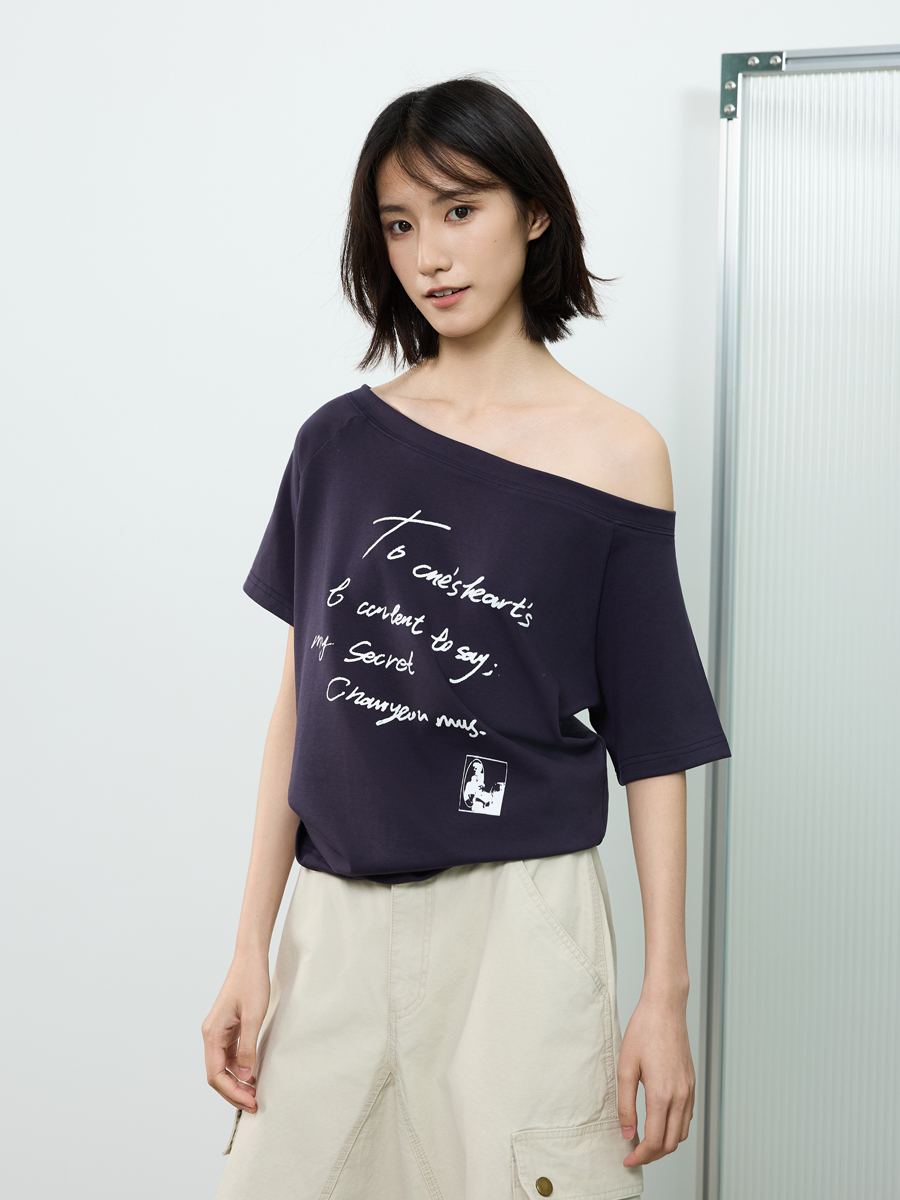 Off-Shoulder Letter Print Short Sleeve T-Shirt for Women - Casual Loose Slim Summer Top, American Street Style Off-Shoulder Letter Print Short Sleeve T-Shirt for Women - Casual Loose Slim Summer Top, American Street Style