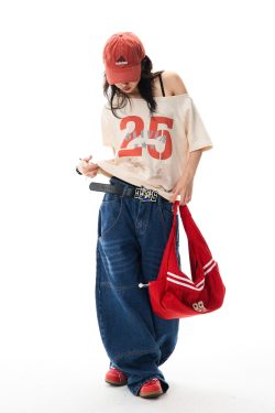 Off-Shoulder Letter Print Short-Sleeve T-Shirt for Women - Spicy Girl Style, Slim-Fit Casual Summer Top, American Fashion, Versatile 90s Vibe