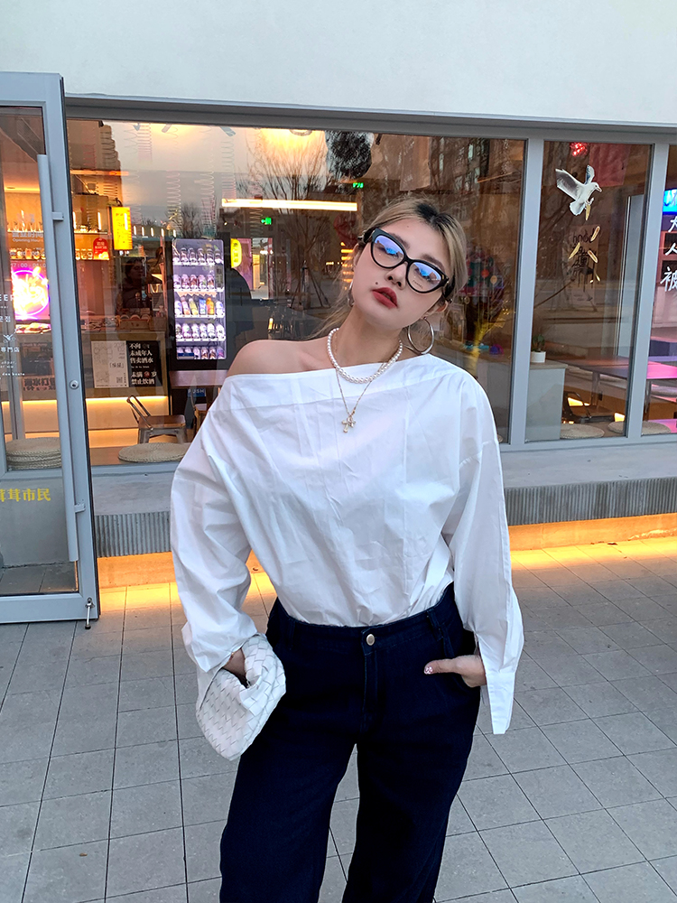 Off-Shoulder Long Sleeve White Shirt for Women - Unique Spring Fashion Top, Trendy 90s Style Off-Shoulder Long Sleeve White Shirt for Women - Unique Spring Fashion Top, Trendy 90s Style