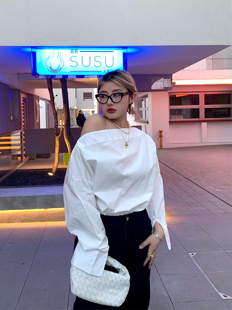 Off-Shoulder Long Sleeve White Shirt for Women - Unique Spring Fashion Top, Trendy 90s Style Off-Shoulder Long Sleeve White Shirt for Women - Unique Spring Fashion Top, Trendy 90s Style