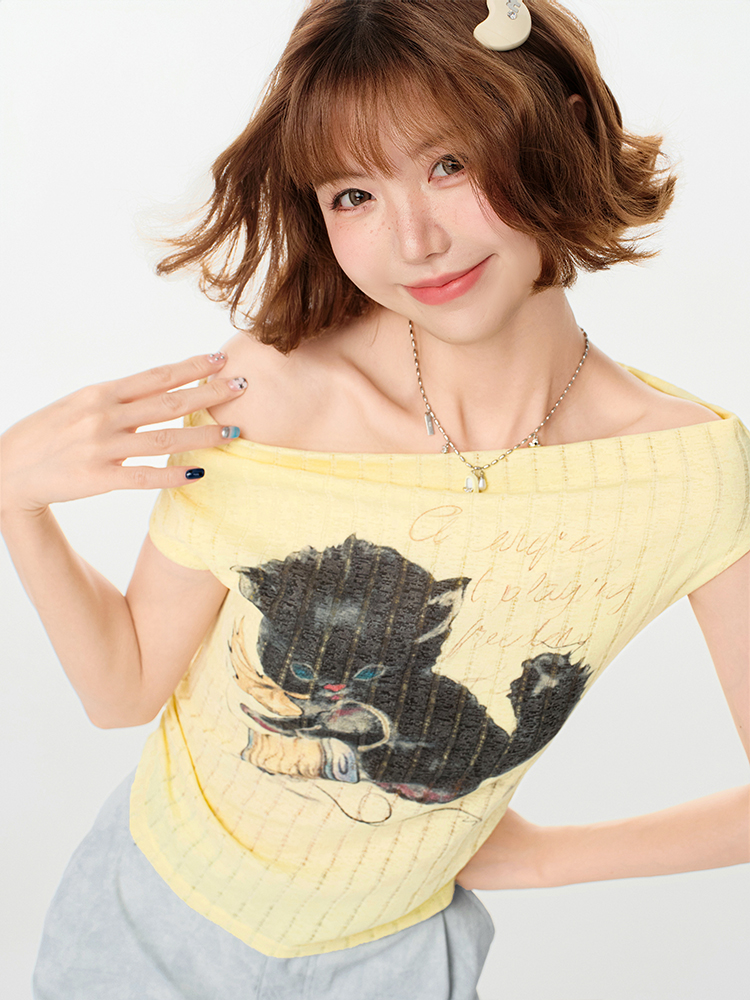 Off-Shoulder Retro Printed T-Shirt for Women, Drop Shoulder, Waist-Cinching, Slimming Summer Top, Y2K Style Off-Shoulder Retro Printed T-Shirt for Women, Drop Shoulder, Waist-Cinching, Slimming Summer Top, Y2K Style