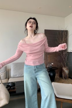 Off-Shoulder Solid Color Plus Size Knitted Shirt - High-End Feel, Slightly Chubby Style, Trendy Casual Top for Effortless Elegance