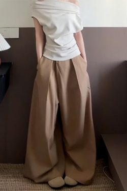 Off-Shoulder Vintage T-Shirt for Women - Summer Slimming Style, Waist-Cinching, Short Sleeves, Irregular Design, Trendy and Instagram-Worthy