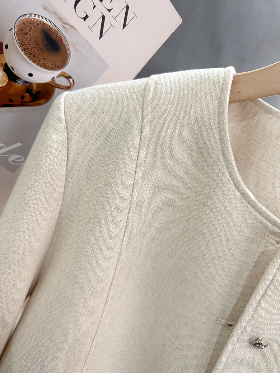 Off-White French Style Elegant Short Coat for Women - High-End Korean Design, Simple Spring Autumn Fashion 2025 Off-White French Style Elegant Short Coat for Women - High-End Korean Design, Simple Spring Autumn Fashion 2025