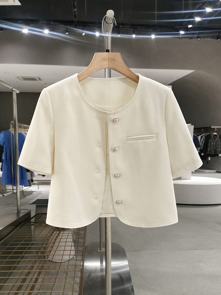 Off-White Korean-Style Street Fashion Thin Jacket for Women - 2025 Summer Sweet Youthful Goddess Short Top Off-White Korean-Style Street Fashion Thin Jacket for Women - 2025 Summer Sweet Youthful Goddess Short Top