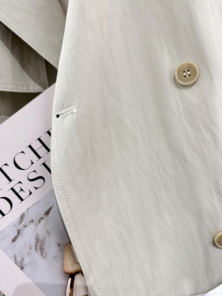 Off-White Short Trench Coat for Women - British Style, Spring 2025, Chic French Youthful Design for Autumn Fashion Off-White Short Trench Coat for Women - British Style, Spring 2025, Chic French Youthful Design for Autumn Fashion