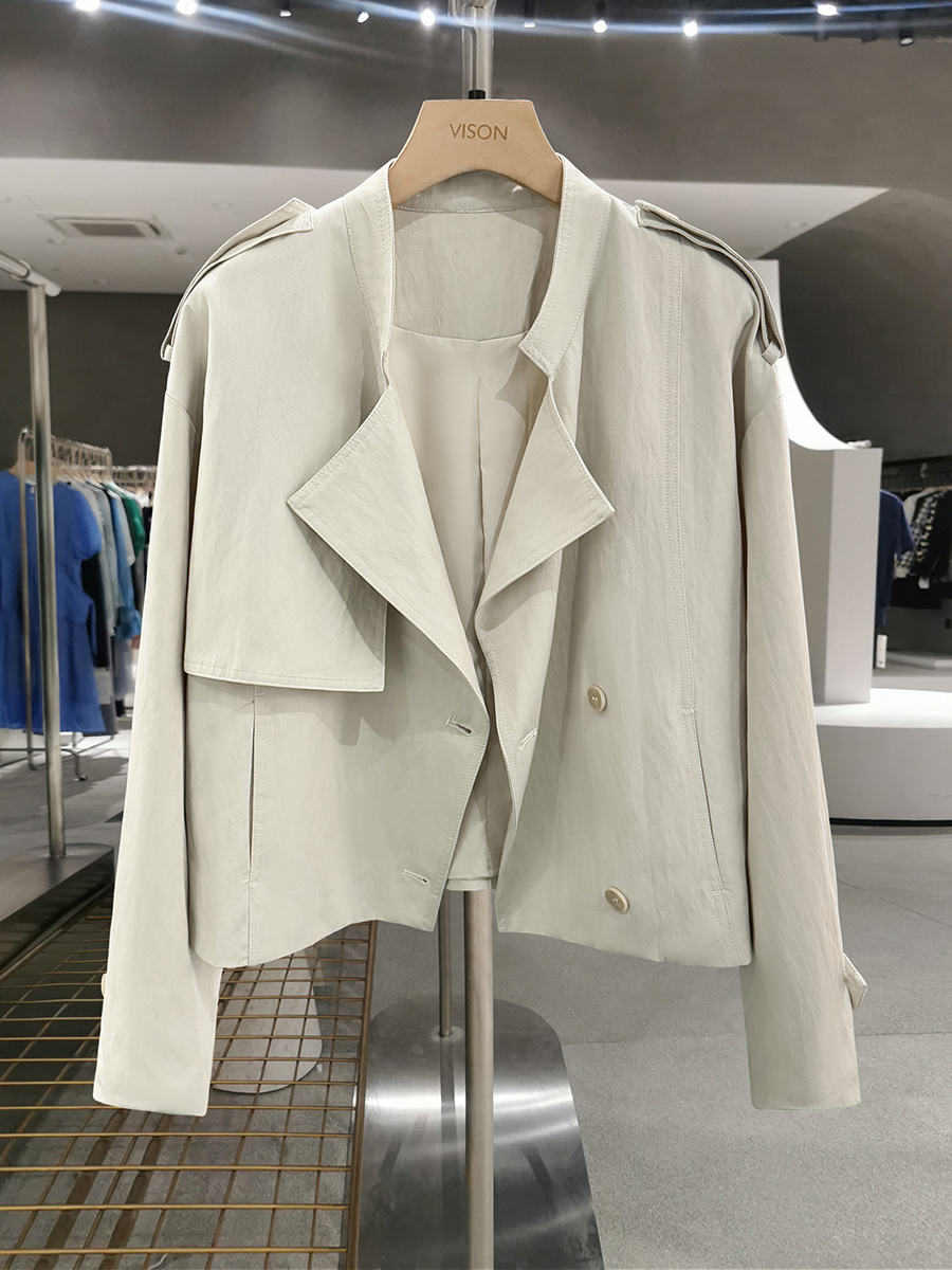 Off-White Short Trench Coat for Women - British Style, Spring 2025, Chic French Youthful Design for Autumn Fashion Off-White Short Trench Coat for Women - British Style, Spring 2025, Chic French Youthful Design for Autumn Fashion