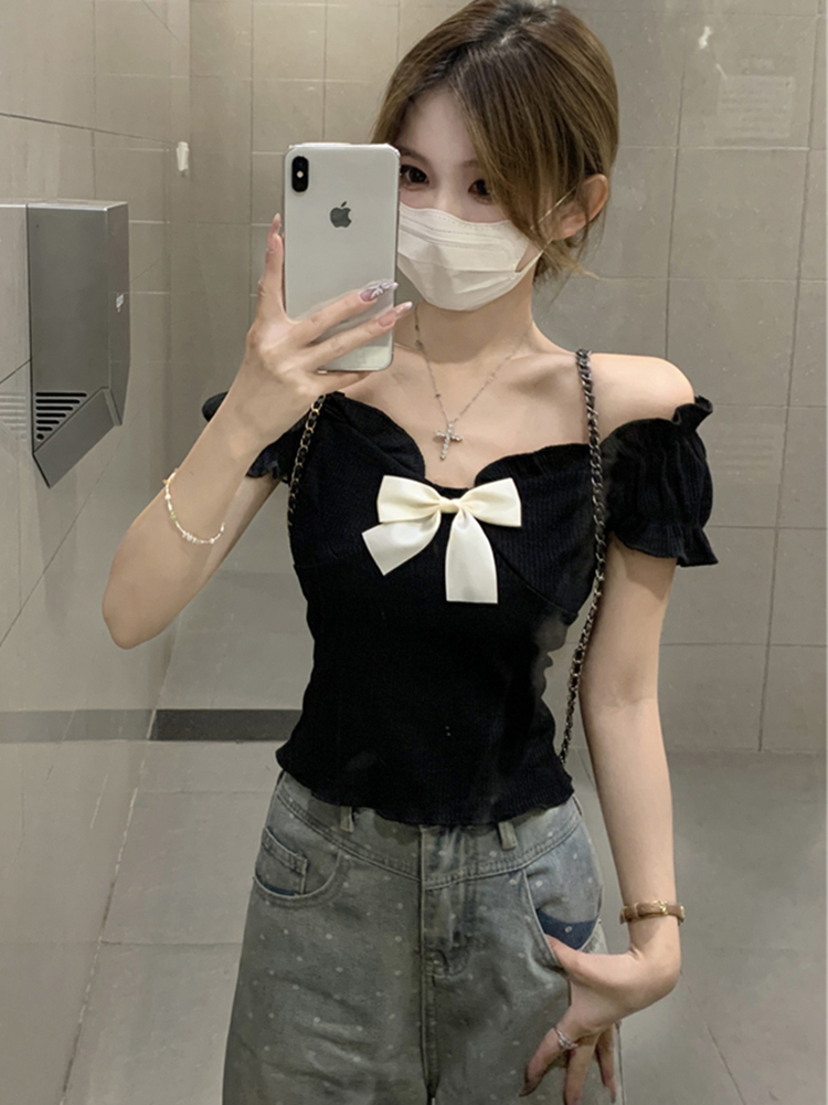 One-Shoulder Butterfly Knot Short Sleeve T-Shirt for Women - Plus Size Slim-Fit Summer Top, Sweet and Spicy Style One-Shoulder Butterfly Knot Short Sleeve T-Shirt for Women - Plus Size Slim-Fit Summer Top, Sweet and Spicy Style