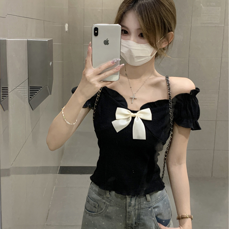 One-Shoulder Butterfly Knot Short Sleeve T-Shirt for Women - Plus Size Slim-Fit Summer Top, Sweet and Spicy Style One-Shoulder Butterfly Knot Short Sleeve T-Shirt for Women - Plus Size Slim-Fit Summer Top, Sweet and Spicy Style