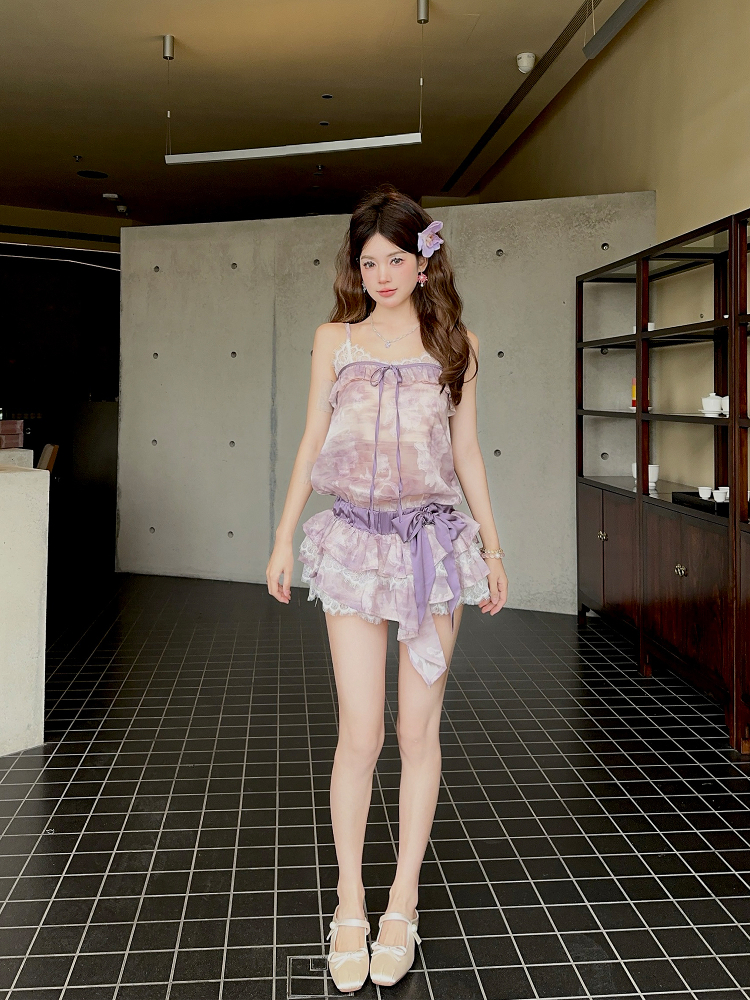 One-Shoulder Lace Strap Dress for Women - Italian Garden Floral Print, Summer Slim Fit, Waist-Defining Short Skirt, French Style One-Shoulder Lace Strap Dress for Women - Italian Garden Floral Print, Summer Slim Fit, Waist-Defining Short Skirt, French Style