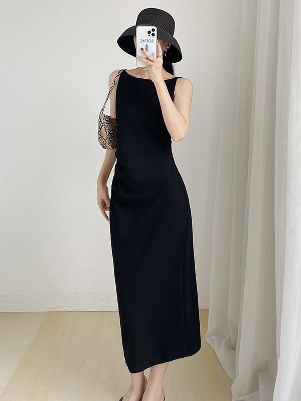 One-Shoulder Sleeveless Pleated Dress for Women - Vintage Black Spaghetti Strap Mid-Length Dress for Spring & Summer Commuting One-Shoulder Sleeveless Pleated Dress for Women - Vintage Black Spaghetti Strap Mid-Length Dress for Spring & Summer Commuting