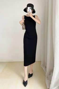 One-Shoulder Sleeveless Pleated Dress for Women - Vintage Black Spaghetti Strap Mid-Length Dress for Spring & Summer Commuting