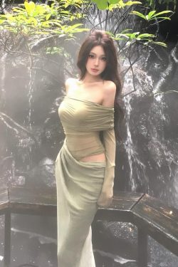 One-Shoulder Spicy Sexy Mesh Dress with Waist-Showing Design – Slightly Sheer Long Skirt, Trendy Korean Style for a Bold Look