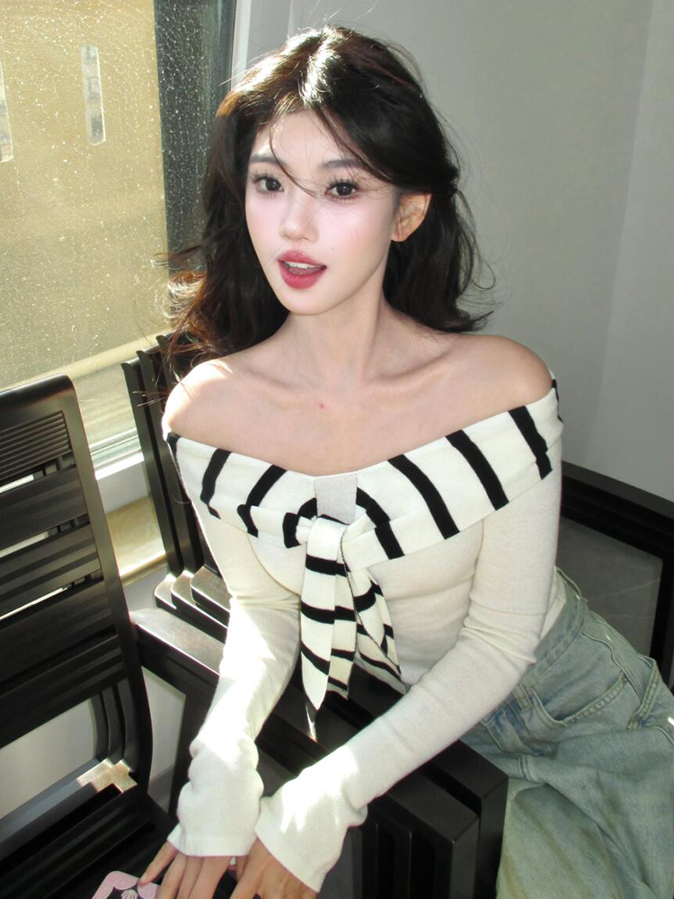 One-Shoulder Striped Knitted Top for Women, Fitted Long Sleeve Sailor Collar Shirt, Trendy Early Spring Fashion One-Shoulder Striped Knitted Top for Women, Fitted Long Sleeve Sailor Collar Shirt, Trendy Early Spring Fashion