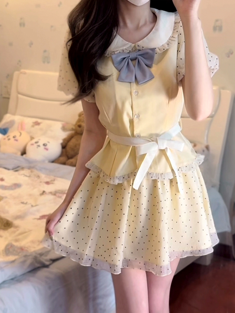 Original JK Uniform Yellow Doll Collar Top with Pudding Bear and Polka Dot Skirt Set - Women's Summer College Style Original JK Uniform Yellow Doll Collar Top with Pudding Bear and Polka Dot Skirt Set - Women's Summer College Style